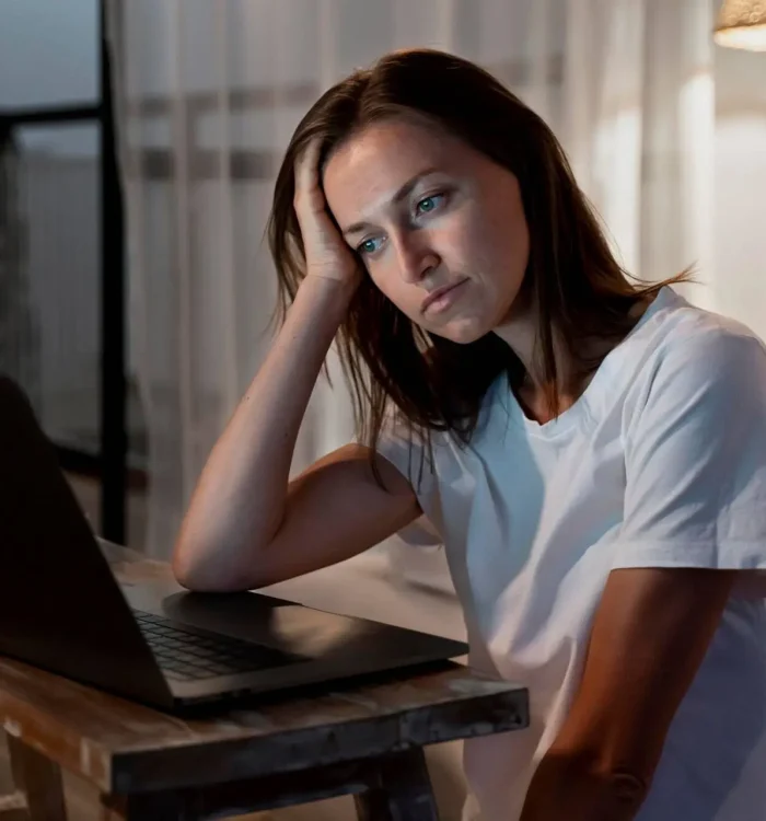Reclami Fibra Internet - Assistenza per problemi fibra internet lento e reclami operatori
